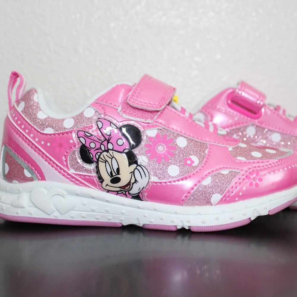 Disney Minnie Mouse Pink White Shoes NEW